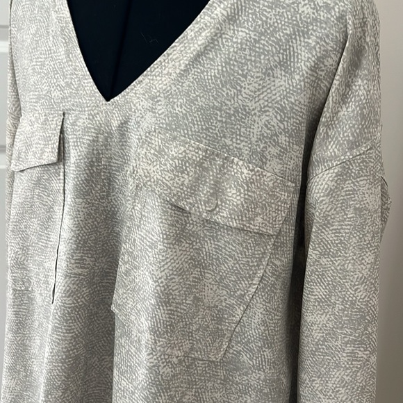 ATHLETA Top Blouse - Picture 2 of 8